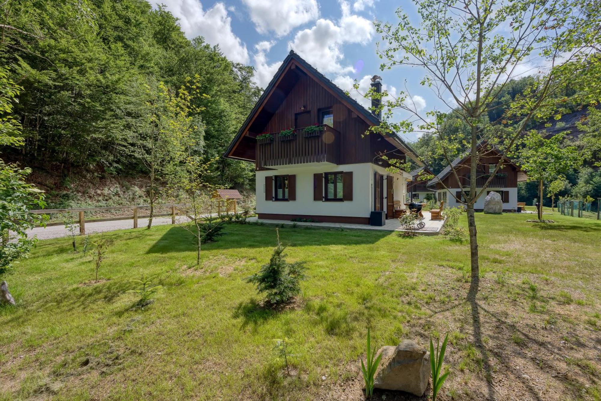 Resort Stari Malni, Osilnica - Vacation Houses Stari Malni Quarto foto